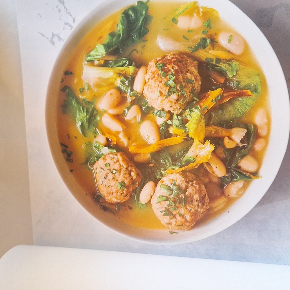 - WW  COOKBOOK - Picture 3 of 6